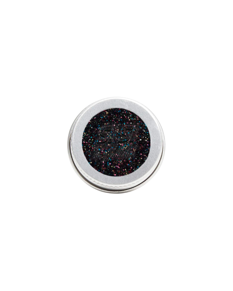 Mercredisco-  Les paillettes biodégradables, paillettes écologiques, paillettes bio… SiSi La Paillette sont une nouvelle génération de paillettes fabriquées à partir d’autres matériaux que le plastique, qui se dégradent dans l’environnement. Les paillettes Bioglitter© sont fabriquées à partir de cellulose de plantes régénérée.